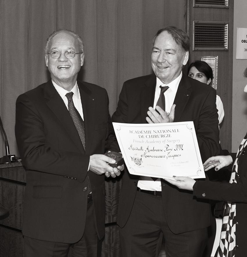 https://develop2.wp.ircad.net/wp-content/uploads/Medaille-J-Marescaux-2014-ANC-.jpg